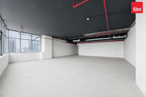 Iroda itt: Dubai, EAE, 117.1 m², azonosító: 752068
