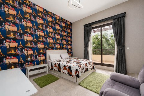 Řadový dům v Mudon, Dubai, SAE 4 ložnice, 922.06 m² Č.: 748612 - fotografie 19