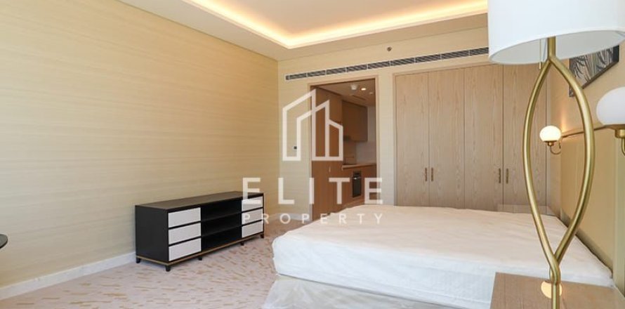 Apartment in Palm Jumeirah, Dubai, UAE 1 room, 49 sq.m. № 736552