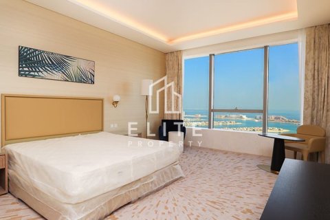 Apartment in Palm Jumeirah, Dubai, UAE 1 room, 49 sq.m. № 736552 - photo 10