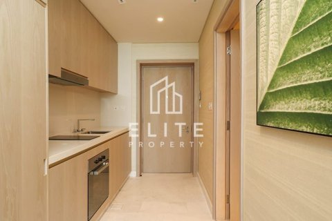 Apartment in Palm Jumeirah, Dubai, UAE 1 room, 49 sq.m. № 736552 - photo 5