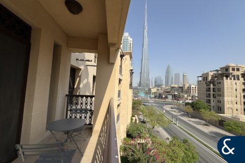 Lägenhet uthyres i Old Town, Dubai, UAE 1 sovrum, 90 kvm Nr. 667950 - fotografi 1