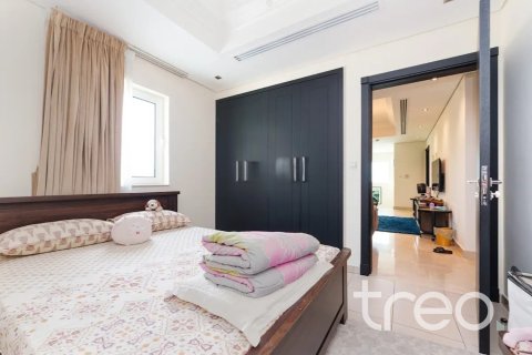 Vila di Al Furjan, Dubai, UEA 4 kamar tidur, 455.22 m2 nomor 733930 - foto 14