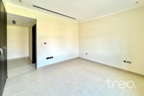 Villa à vendre à  Jumeirah Park, Dubai, EAU 3 chambres, 327.67 m2 № 733928 - photo 15