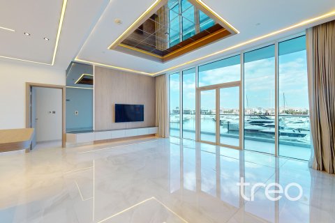 דירה ב Palm Jumeirah, Dubai, איחוד האמירויות 2 חדרי שינה, 181.63 מ