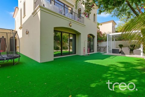 Vila v Arabian Ranches 2, Dubai, SAE 4 ložnice, 299.61 m² Č.: 733933