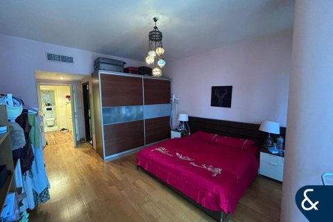 Müüa korter asukohaga Jumeirah Lake Towers, Dubai, AÜE: 1 magamistoaga, 111 m² Nr 688963 - pilt 4