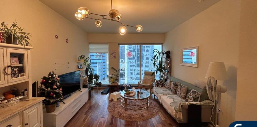 Korter asukohaga DUBAI ARCH TOWER asukohaga Jumeirah Lake Towers, Dubai, AÜE: 1 magamistoaga, 111 m² Nr 688963