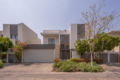 Villa i Muwaileh Commercial, Sharjah, Emiratene 4 soverom, 380.9 kvm nr. 762757