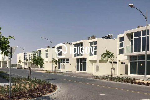 Land in Dubai, UAE 174.75 sq.m. № 735505 - photo 2