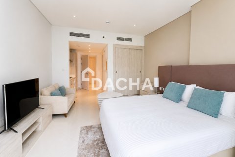 Lägenhet till försäljning i Palm Jumeirah, Dubai, UAE 1 rum, 38 kvm Nr. 720496 - fotografi 13