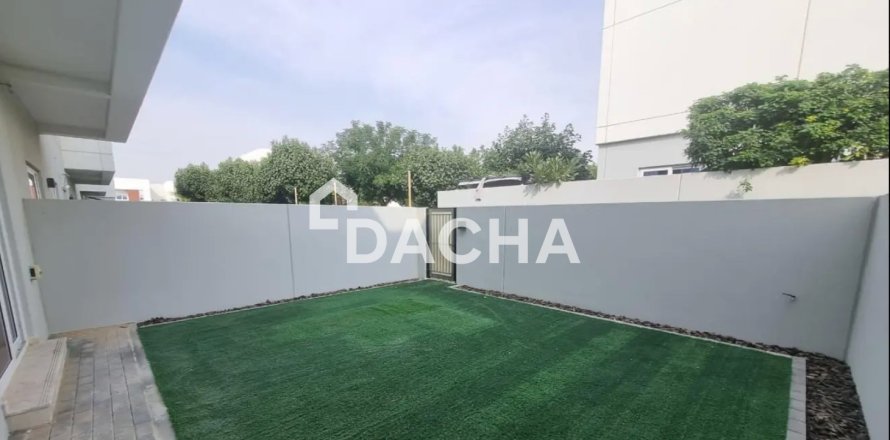 Dubai、UAEにあるタウンハウス 3ベッドルーム、167 m2 No720495