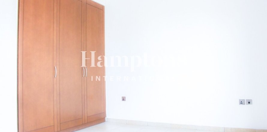 Wohnung in Palm Jumeirah, Dubai, VAE: 2 Schlafzimmer, 173.729 m2 Nr. 712631