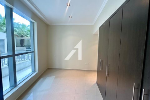 Apartamento para arrendamento em Dubai, EAU 2 quartos, 150.3 m2 № 658509 - foto 7