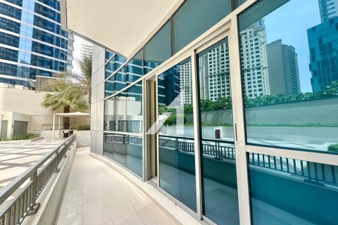 Apartamento para arrendamento em Dubai, EAU 2 quartos, 150.3 m2 № 658509 - foto 2