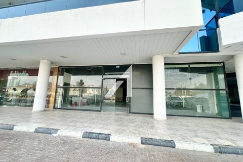 Loja para arrendamento em Bur Dubai, Dubai, EAU 239 m2 № 658508 - foto 1