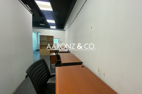 دفتر برای اجاره در Business Bay، Dubai، امارات متحده عربی 112.1 متر مربع ، شماره 670576 - تصویر 3