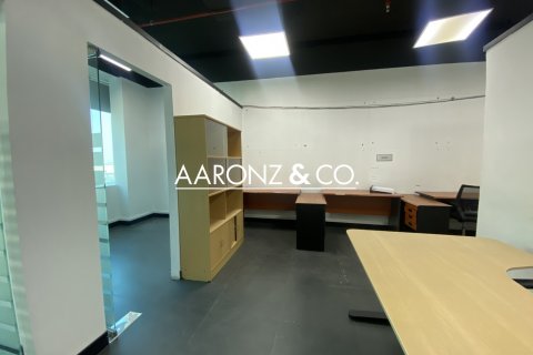 دفتر برای اجاره در Business Bay، Dubai، امارات متحده عربی 112.1 متر مربع ، شماره 670576 - تصویر 1