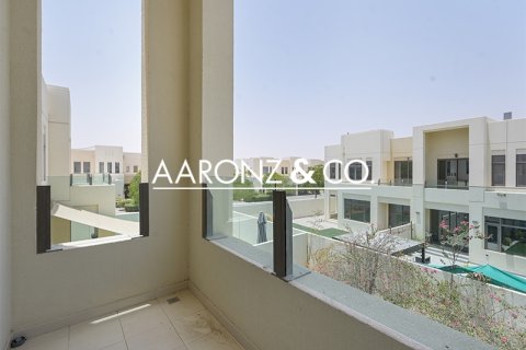 Vila v Dubai, SAE 3 ložnice, 282.6 m² Č.: 670573 - fotografie 15
