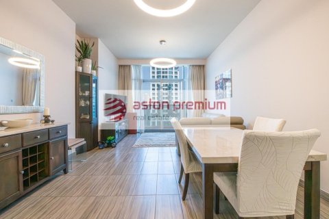 Apartman u Jumeirah Lake Towers, Dubai, UAE 2 spavaćih soba, 124.2 m2 Br. 670405 - fotografija 3