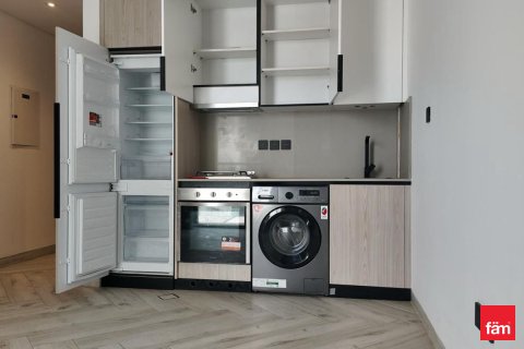 شقة في دبي 34.3 متر مربع . ر قم 727500