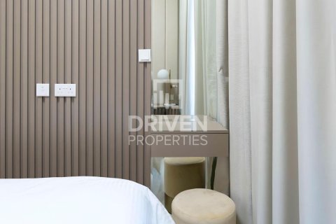 Huoneisto Business Bay, Dubai, Arabiemiraatit 2 makuuhuonetta, 75.72 m2 № 746923 - kuva 7