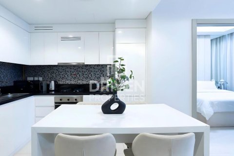 Huoneisto Business Bay, Dubai, Arabiemiraatit 2 makuuhuonetta, 75.72 m2 № 746923 - kuva 10