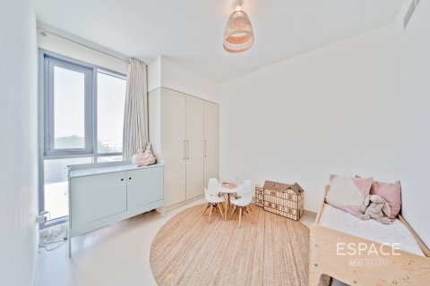 Villa til salgs i Dubai Hills Estate, Dubai, Emiratene 4 soverom, 230 kvm Nr. 661146 - Foto 15