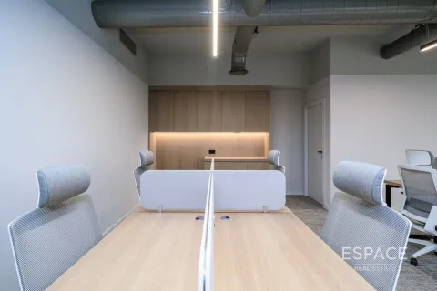 Biuro na sprzedaż w Jumeirah Lake Towers, Dubai, ZEA 117 mkw., nr 661114 - zdjęcie 12