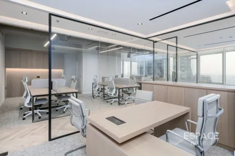 Biuro na sprzedaż w Jumeirah Lake Towers, Dubai, ZEA 117 mkw., nr 661114 - zdjęcie 7