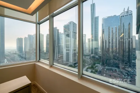 Biuro na sprzedaż w Jumeirah Lake Towers, Dubai, ZEA 117 mkw., nr 661114 - zdjęcie 16