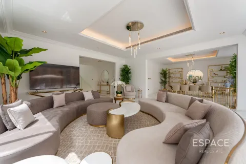 Vilă de vânzare în Palm Jumeirah, Dubai, EAU 6 dormitoare, 505 mp. №661116 - poză 3