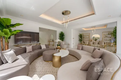 וילה למכירה ב Palm Jumeirah, Dubai, איחוד האמירויות 6 חדרי שינה, 505 מ"ר, מספר 661116 - תמונה 3