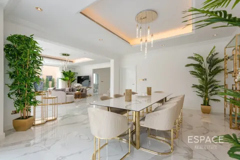 וילה למכירה ב Palm Jumeirah, Dubai, איחוד האמירויות 6 חדרי שינה, 505 מ"ר, מספר 661116 - תמונה 5