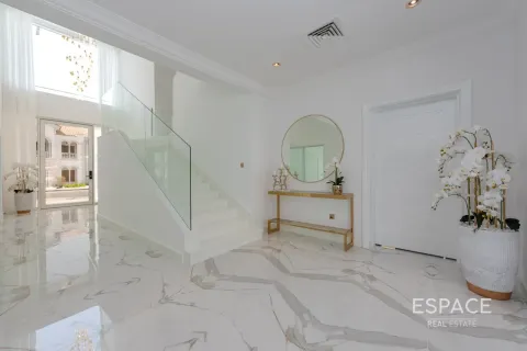 וילה למכירה ב Palm Jumeirah, Dubai, איחוד האמירויות 6 חדרי שינה, 505 מ"ר, מספר 661116 - תמונה 7