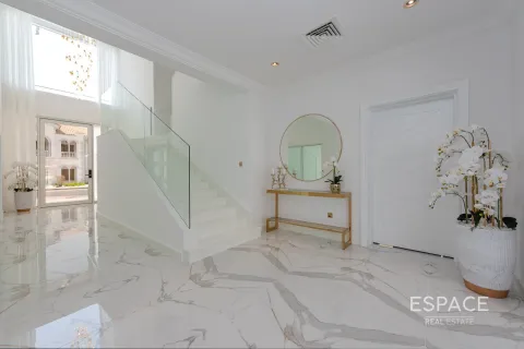 Vilă de vânzare în Palm Jumeirah, Dubai, EAU 6 dormitoare, 505 mp. №661116 - poză 7