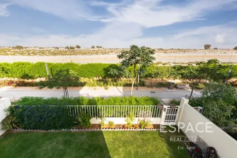 Townhouse til salg i Dubai Hills Estate, Dubai, UAE 4 soveværelser, 230 kvm № 661113 - foto 11