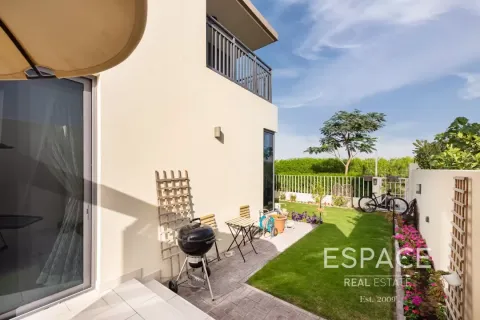 Townhouse til salg i Dubai Hills Estate, Dubai, UAE 4 soveværelser, 230 kvm № 661113 - foto 13