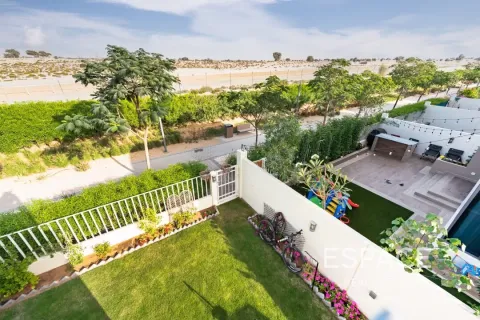 Townhouse til salg i Dubai Hills Estate, Dubai, UAE 4 soveværelser, 230 kvm № 661113 - foto 12