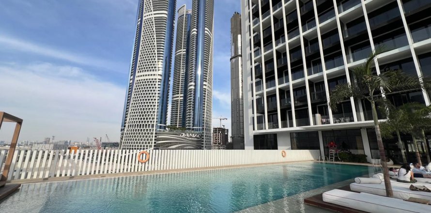 Appartamento a Business Bay, Dubai, EAU 42.6 mq. № 647838