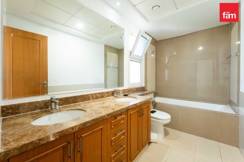 Rekkehus til leie i Dubai, Emiratene 3 soverom, 190.3 kvm Nr. 647931 - Foto 10