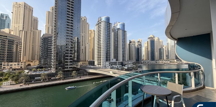 آپارتمان در Dubai Marina، Dubai ، امارات متحده عربی 2 خوابه ، 123 متر مربع.  شماره 670821