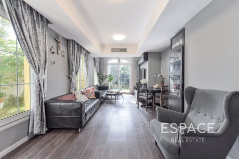 Huvila The Springs, Dubai, Arabiemiraatit 2 makuuhuonetta, 177 m2 № 649853 - kuva 2