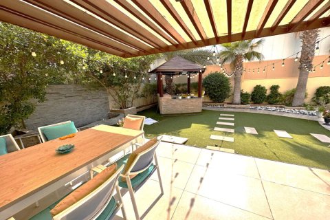 ویلا برای فروش در  Meadows، Dubai، امارات متحده عربی  5 خوابه ، 391 متر مربع ، شماره 649854 - تصویر 13