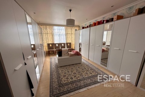 ویلا برای فروش در  Meadows، Dubai، امارات متحده عربی  5 خوابه ، 391 متر مربع ، شماره 649854 - تصویر 12