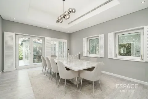 Βίλα σε Al Furjan, Dubai, ΗΑΕ 5 υπνοδωμάτια, 503 τ.μ. Αρ. 649502 - φωτογραφία 8