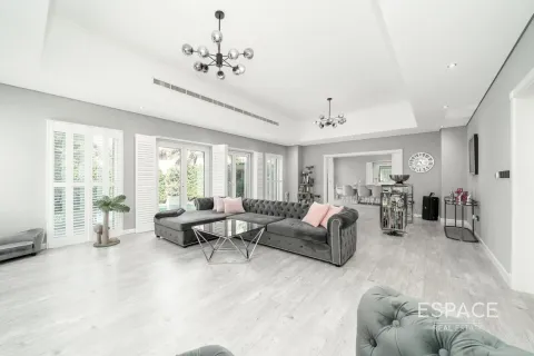 Βίλα σε Al Furjan, Dubai, ΗΑΕ 5 υπνοδωμάτια, 503 τ.μ. Αρ. 649502 - φωτογραφία 2