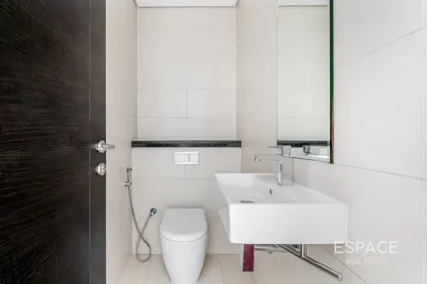 Apartment in Dubai Marina, UAE 1 bedroom, 77 sq.m. № 649504 - photo 10