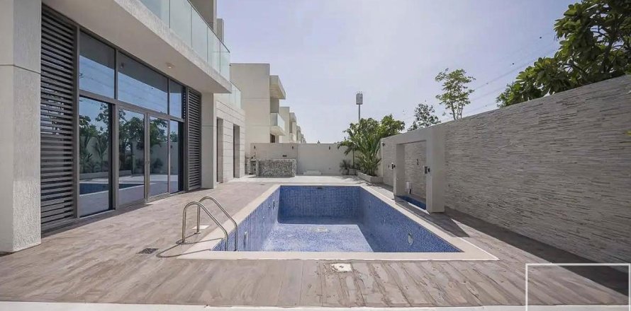 Huvila Mohammed Bin Rashid City, Dubai, Arabiemiraatit 4 makuuhuonetta, 570 m2 № 681105