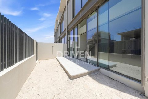 Adosado en alquiler en Nadd Al Sheba, Dubai, EAU 3 dormitorios, 167.78 m2 № 746643 - foto 27